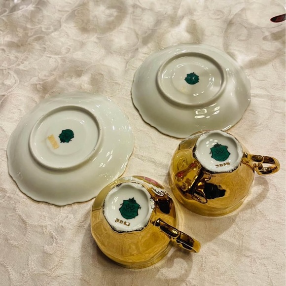 2 sets Vintage 24 kt gold Bavaria Germany tea cups and  saucers - Picture 5 of 5
